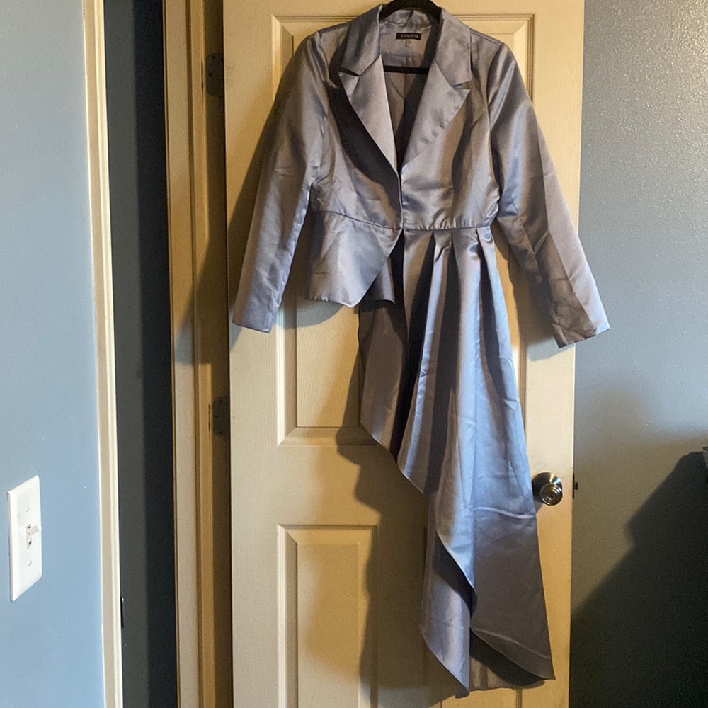 Asymmetrical blazer